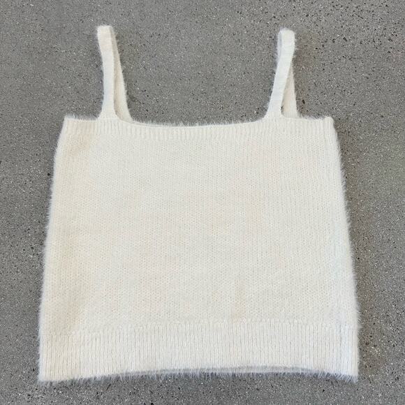 Willow & Wind Fuzzy Cream Cardigan Set - Picture 4 of 7